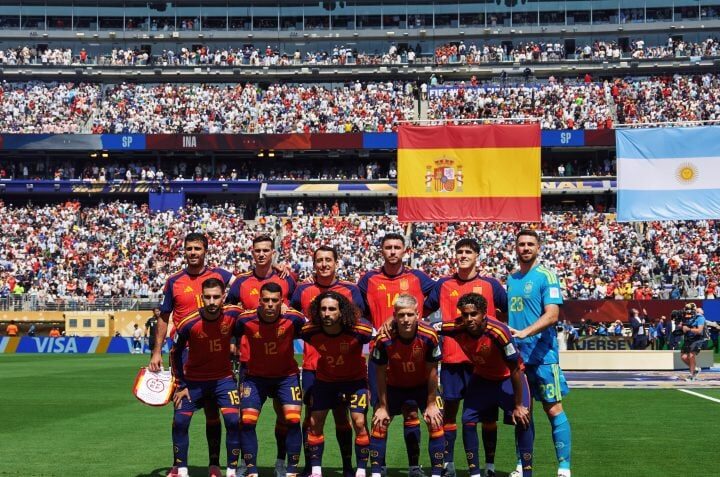 Espanha vence a Argentina e conquista o bicampeonato da Copa do Mundo