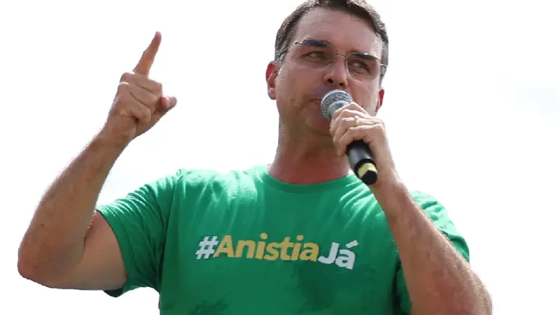 PL oficializa candidatura de Flávio Bolsonaro à Presidência da República