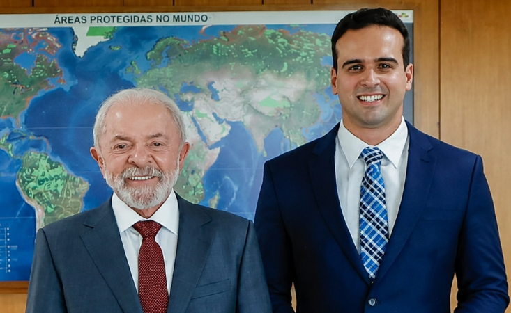 Lucas Ribeiro chama Lula de “maior presidente da história” durante convenção do PT na Paraíba